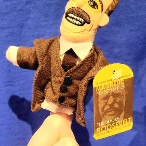 TR finger puppet